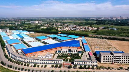 中衛(wèi)市全通枸杞創(chuàng)業(yè)孵化示范基地 打造創(chuàng)業(yè)“夢(mèng)工廠” 與專業(yè)文化經(jīng)紀(jì)服務(wù)